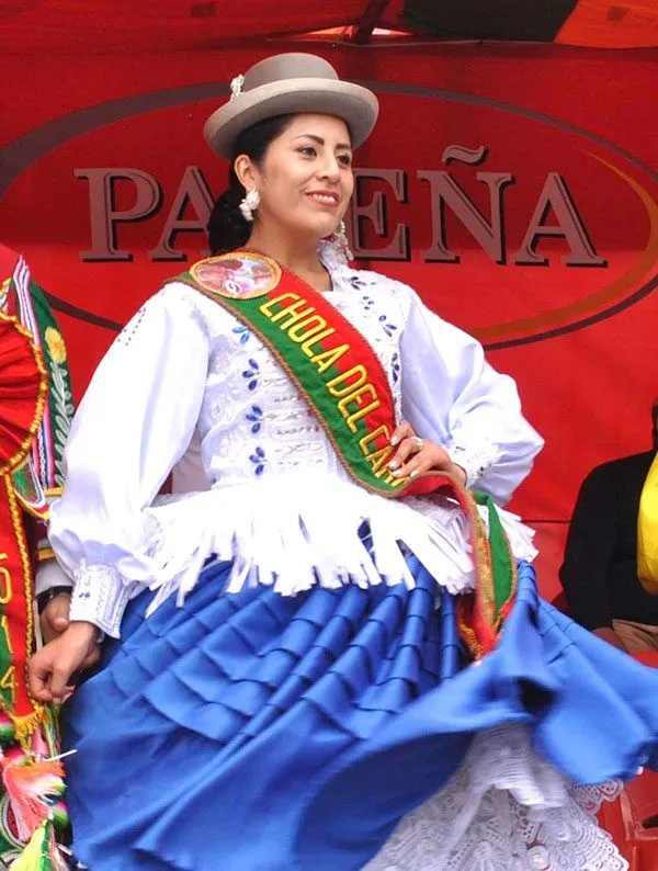 El Diario - Hampaturi elige a Cholita Paceña