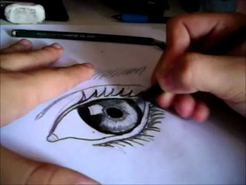 Dibujando un ojo realista - YouTube