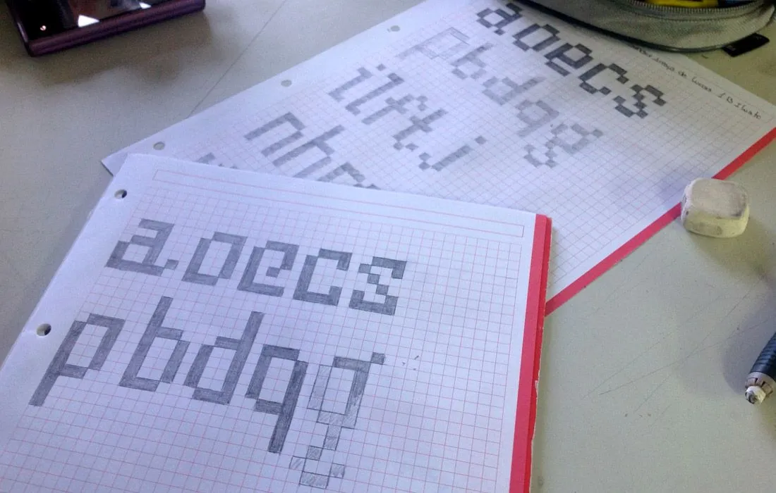 Didáctica de la Tipografía (III): Diseño de una pixelfont ...