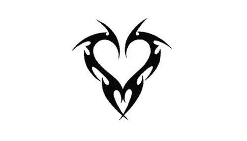 Diseños en blanco y negro para tatuajes de corazones