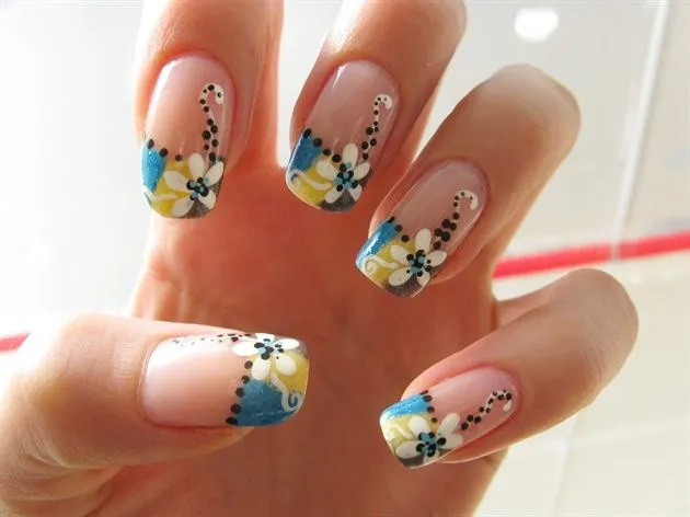 Diseños de uñas de pies con flores - Imagui