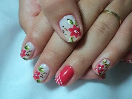 Diseños de uñas con flores para lucir radiante Hoy es el día en ...
