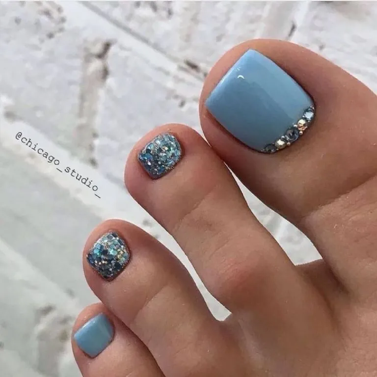 3 diseños de uñas con piedras para pies elegantes y sencillos | Panorama