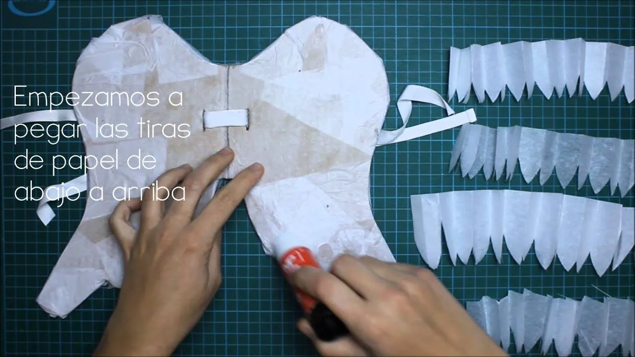 Disfraces caseros: Alas de ángel de niño de papel y cartón - YouTube
