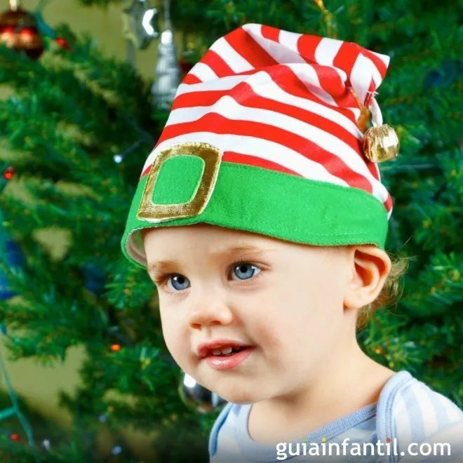 Un disfraz de duende a rayas - Disfraces navideños para bebés
