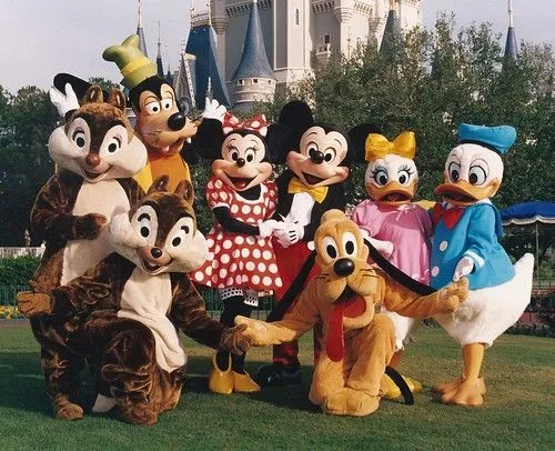 Disney Characters ~Chip & Dale, Goofy, Minnie, Mickey, Dasiy ...