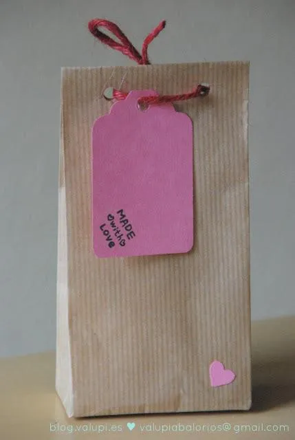 DIY - Bolsa de papel para regalos la mar de chulos - Paperblog