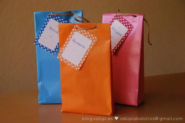 Como hacer bolsas de papel regalo - Imagui