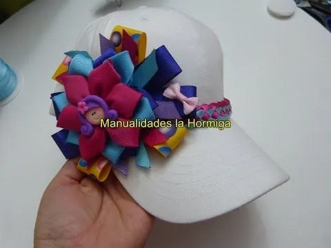 DIY como decorar gorras con moños y flores en cintas facilment. No ...