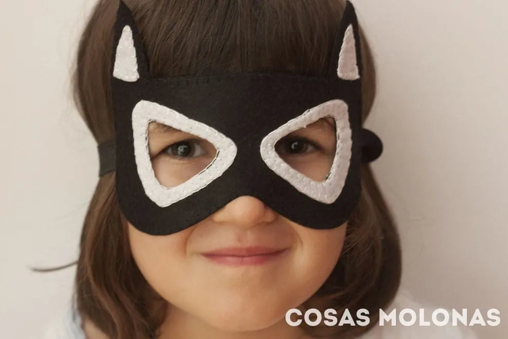 DIY Máscara de fieltro Batman o Batgirl - Cosas Molonas