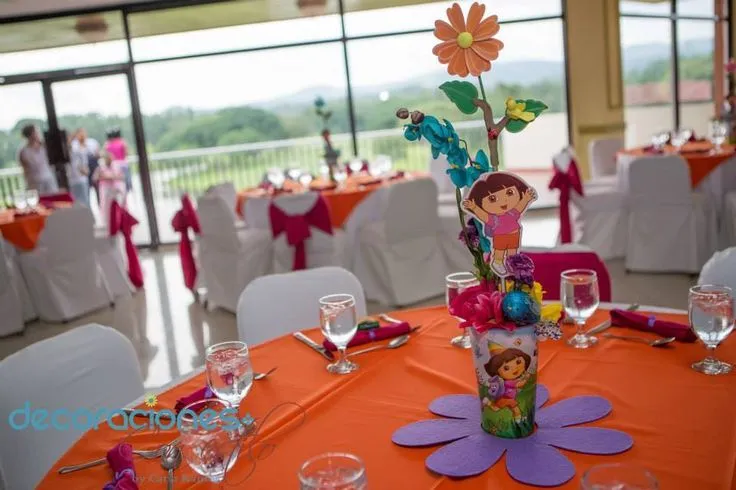 Centro de mesa cumpleaños Dora | Decoraciones Infantiles | Pinterest