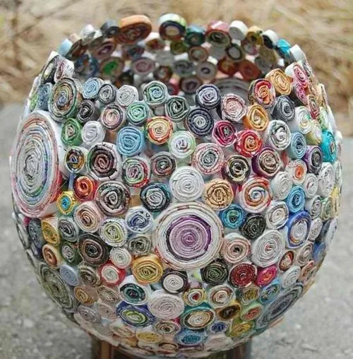 Ecoblog: Manualidades hechas con papel de diario o revistas. Ecoblog: Manualidades hechas con papel de diario o revistas.
