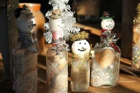 EcoNotas.com: Muñecos de Nieve con Botellas de Vidrio Recicladas