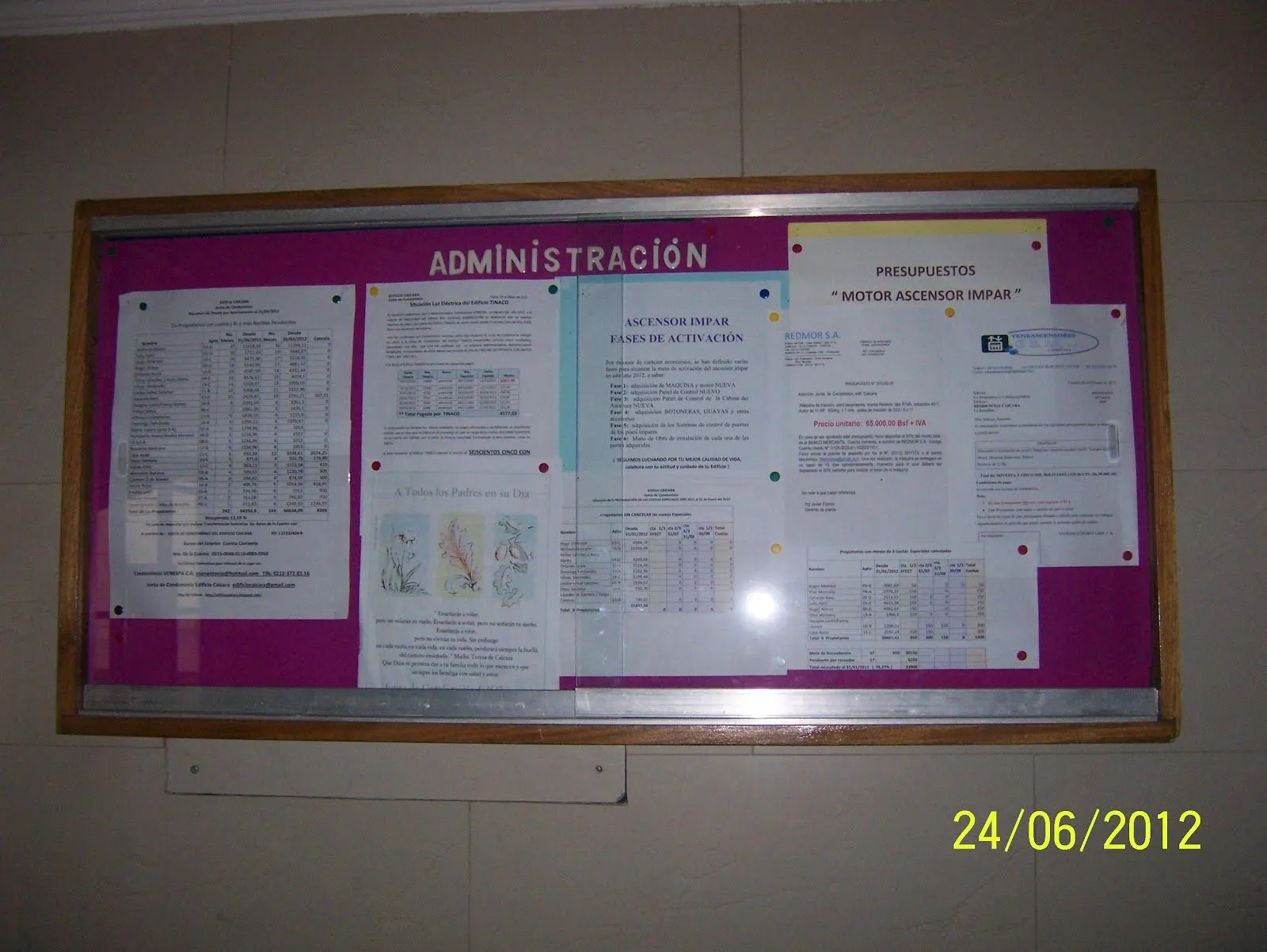 Edificio CAICARA: Nuevos Vidrios Cartelera informativa Edificio CAICARA: Nuevos Vidrios Cartelera informativa