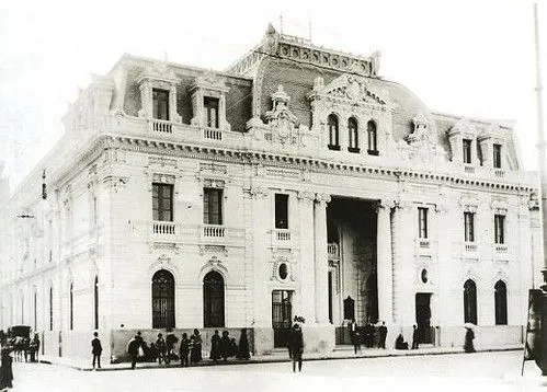 Edificio de Correos de Chile, 1920 | Flickr - Photo Sharing!