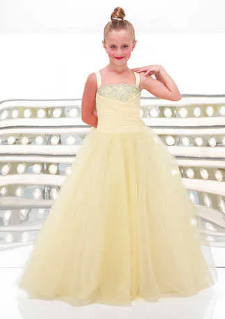 Elegantes vestidos para las primas pequeñas de la quinceañera ... Elegantes vestidos para las primas pequeñas de la quinceañera ...