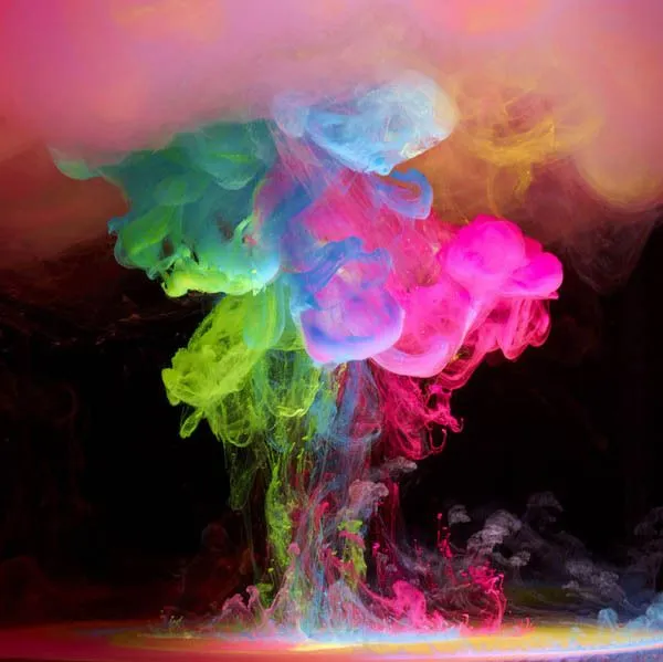 Humo de colores debajo del agua [Fotogalería] - Revista Virtual ...