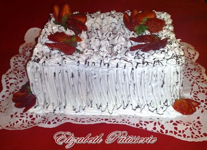 Imágenes de tortas decoradas con crema - Imagui