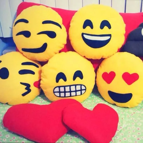 emoticon emoji whatsapp almofada almofadas carinhas sabotagge •