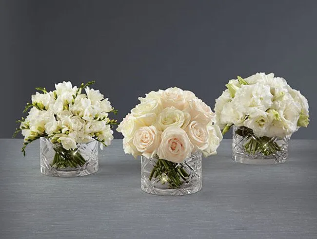 Encantadora colección de arreglos florales para boda de Vera Wang Encantadora colección de arreglos florales para boda de Vera Wang