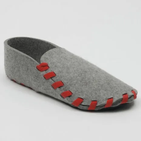 Enredada en la Red: Zapatillas con una sóla pieza de fieltro y un ...
