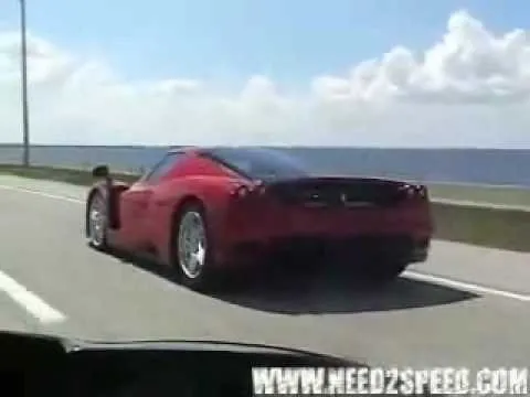 Enzo Ferrari En Accion - El Carro Mas Lujoso Del Mundo - YouTube