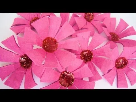 Episodio 652- Cómo hacer flores con carton de huevos - YouTube