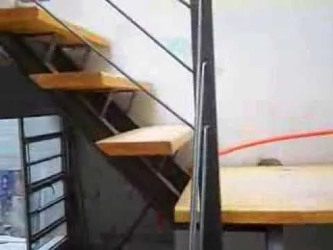 escalera en hierro y madera - YouTube