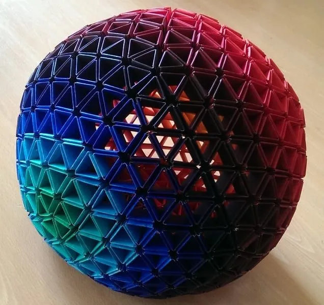 Cómo hacer una esfera geodésica con solamente papel | Creativos Online