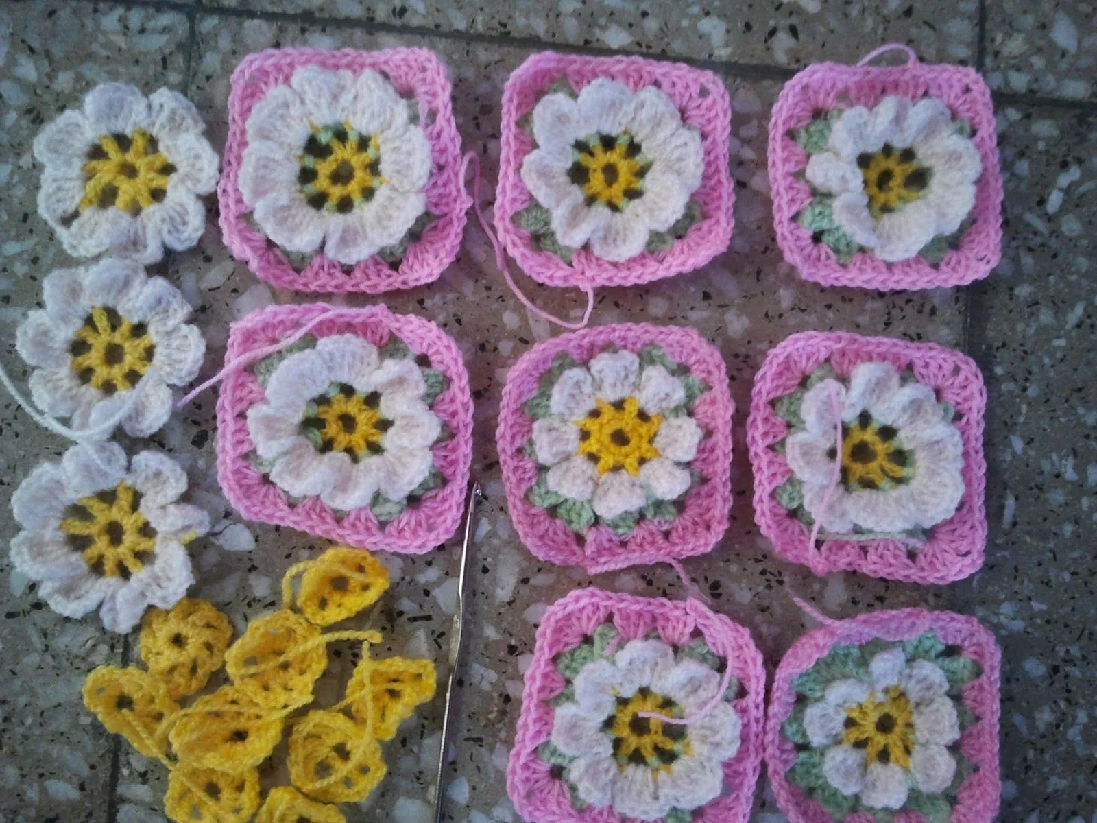 Un espacio para mi.: REPORTE DE AVANCES MANTAS CROCHET!! Un espacio para mi.: REPORTE DE AVANCES MANTAS CROCHET!!