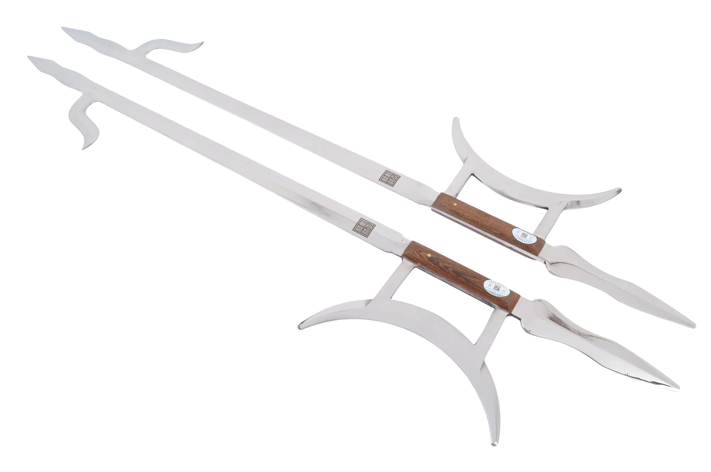 Espadas de doble gancho «Shuang Gou», Jian Wang, Tiger Claw Style - DragonSports.eu Espadas de doble gancho «Shuang Gou», Jian Wang, Tiger Claw Style - DragonSports.eu