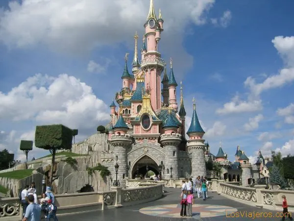 Espectacular foto del castillo de la Bella Durmiente - Disneyland ...