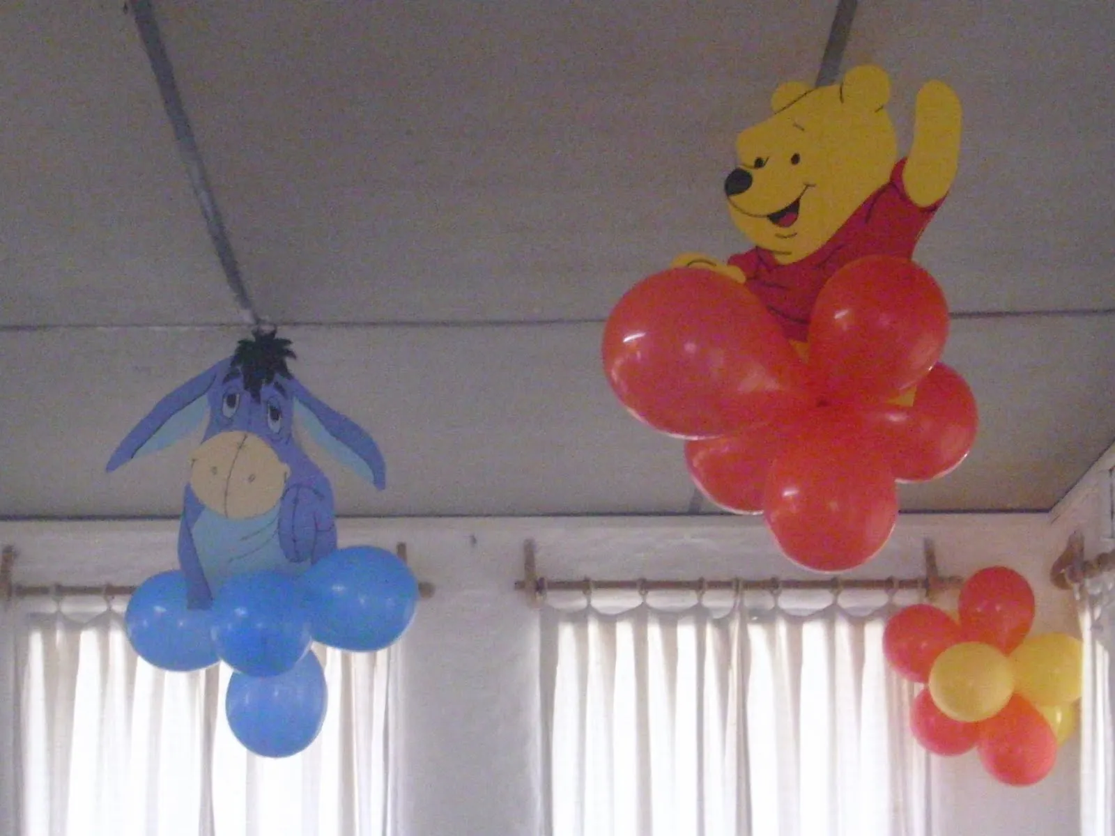 Estrellitas Mágicas: Un cumpleaños con Winnie Pooh y sus amigos