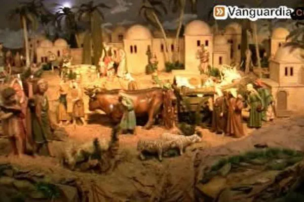 Exhibición de grandes pesebres navideños e iluminación en Neomundo ...