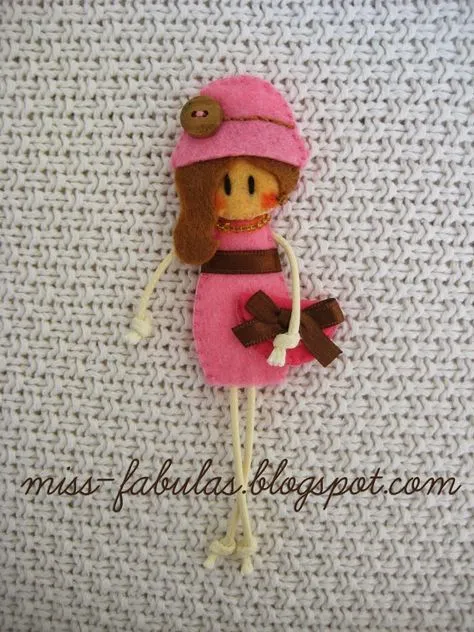 Fabulitas doll brooch - Broches muñecas Fabulitas on Pinterest ...