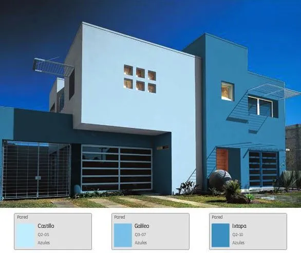 Una fachada en tonos azules, para una casa que brinda calma y ...