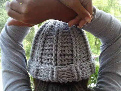 Fácil rapido Y divertido resulto este gorro al crochet , y para ...