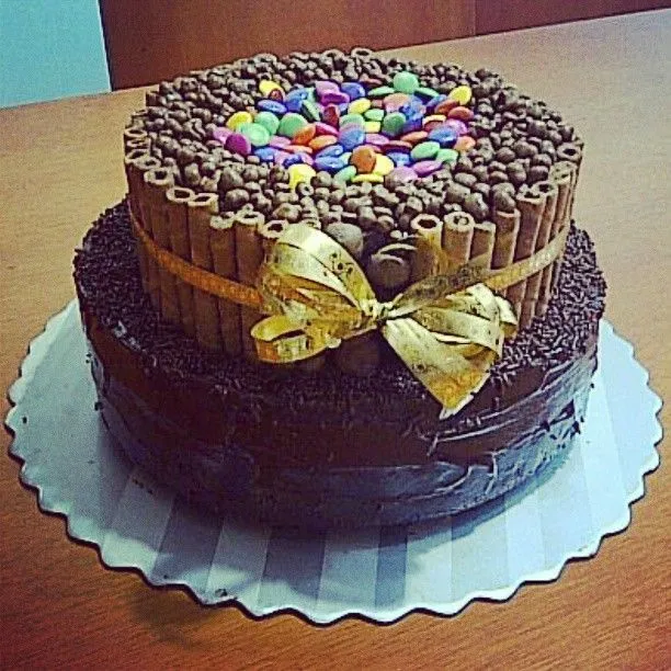 Un feliz cumpleaños se merece una buena torta. Mi mamá se lució ... Un feliz cumpleaños se merece una buena torta. Mi mamá se lució ...