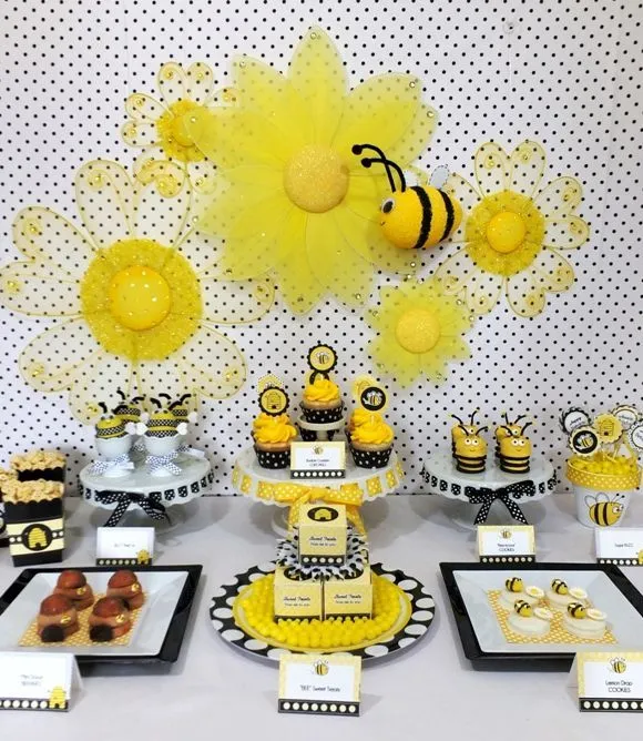 Fiesta abeja / Bumble bee party on Pinterest | Bumble Bees ...