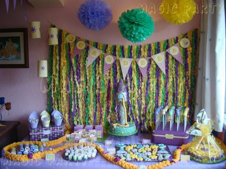 Mesa dulce y decoración para celebrar los 4 añitos de Candela ...