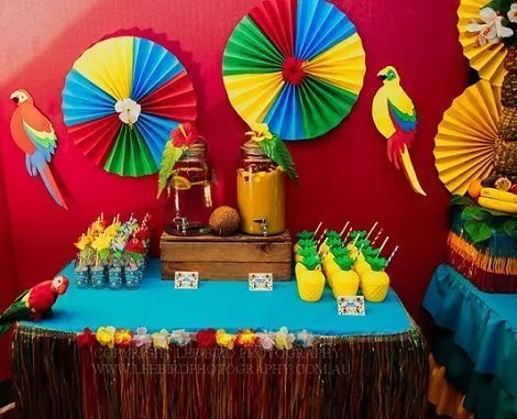 fiesta-tropical-limonada.jpg