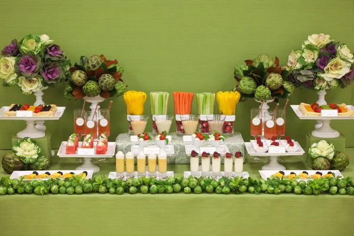 Fiestas con encanto: Un buffet de verduras y frutas