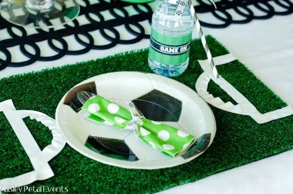 Fiestas con encanto: Decoración mesa de cumpleaños: Fútbol Fiestas con encanto: Decoración mesa de cumpleaños: Fútbol