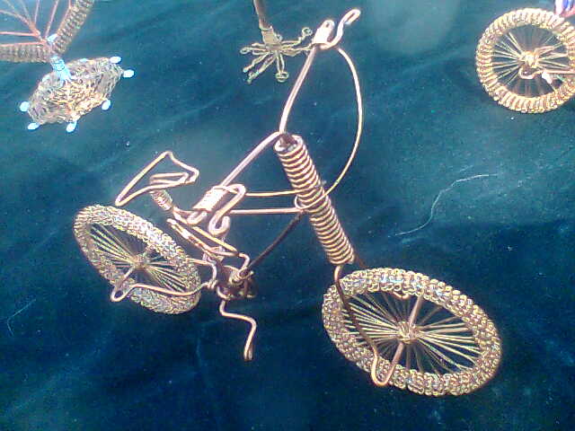 bicicleta BMX de alambre | Exposicion de arte en alambre bicicleta BMX de alambre | Exposicion de arte en alambre