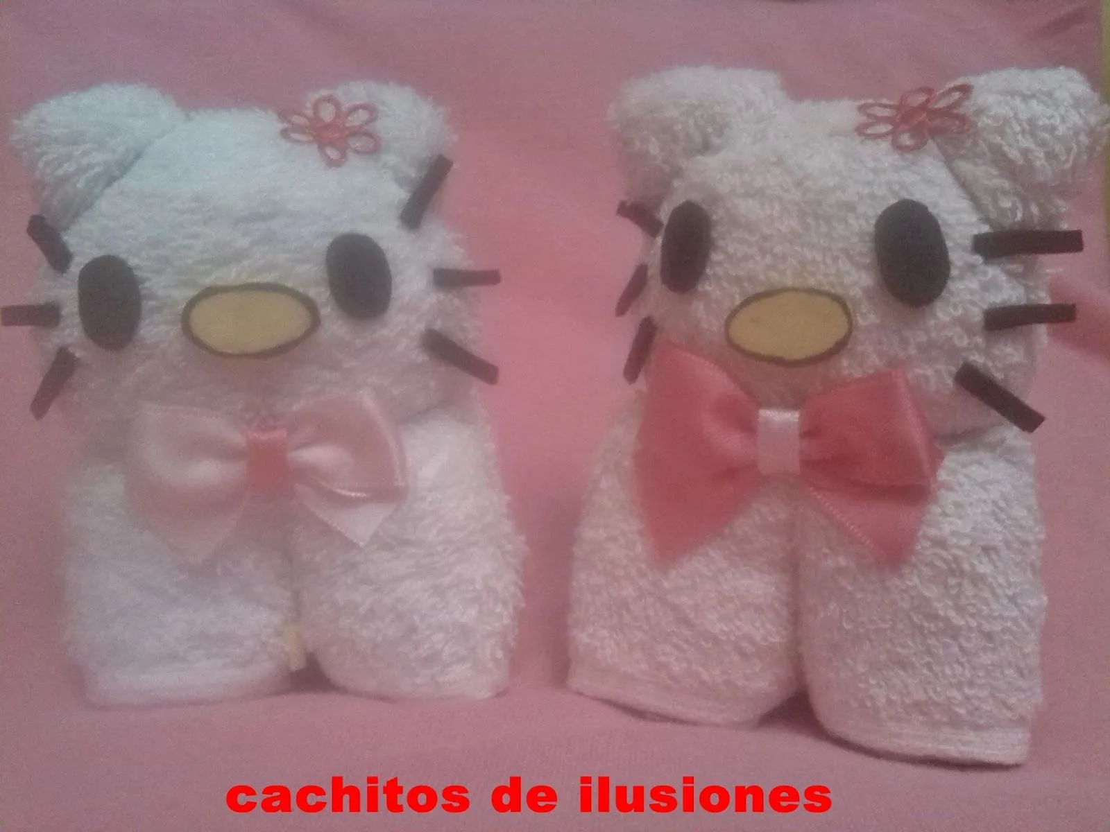Cachitos de ilusiones: Hello kittys hechas con toallas