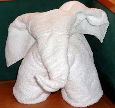 Figuras con toallas de baño-elefante paso a paso ~ Solountip.com
