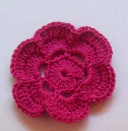 Como hacer una flor tejida a crochet - Imagui