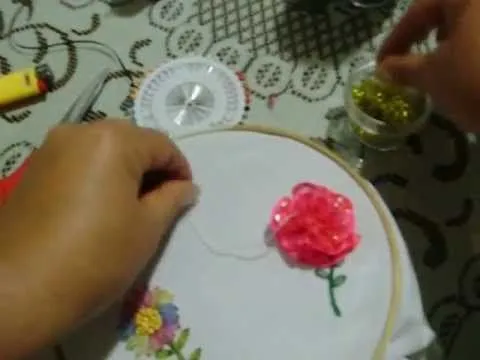 5 flor hilvanada o plisada Iztac Madrigal - YouTube