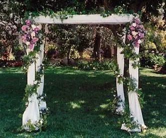florerialashiedrasderuby: arcos de flores naturales florerialashiedrasderuby: arcos de flores naturales