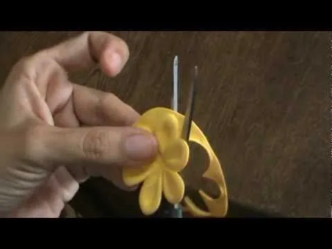 Flores de Foami o Goma Eva. Calas ► HTML5 Video